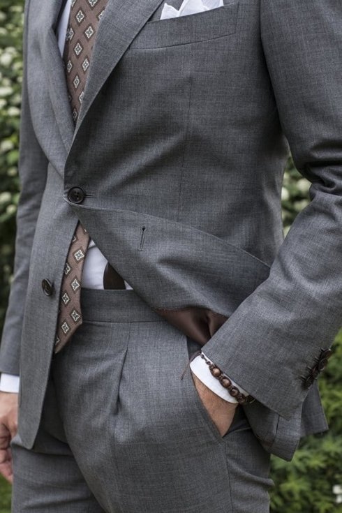 2.5 button suit